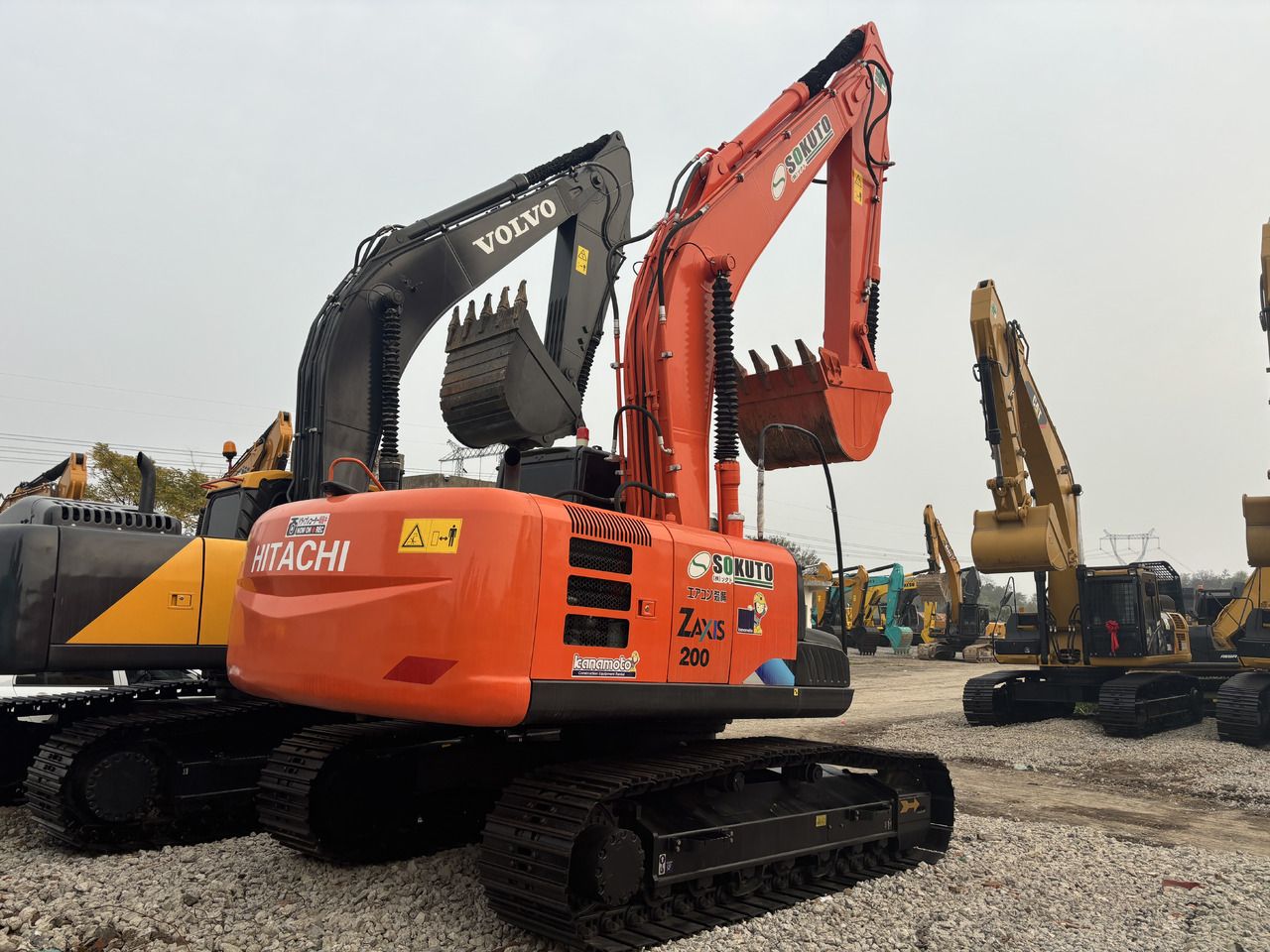 Hitachi Zx200-3 - Excavadora de cadenas: foto 2 Hitachi Zx200-3 - Excavadora de cadenas: foto 2