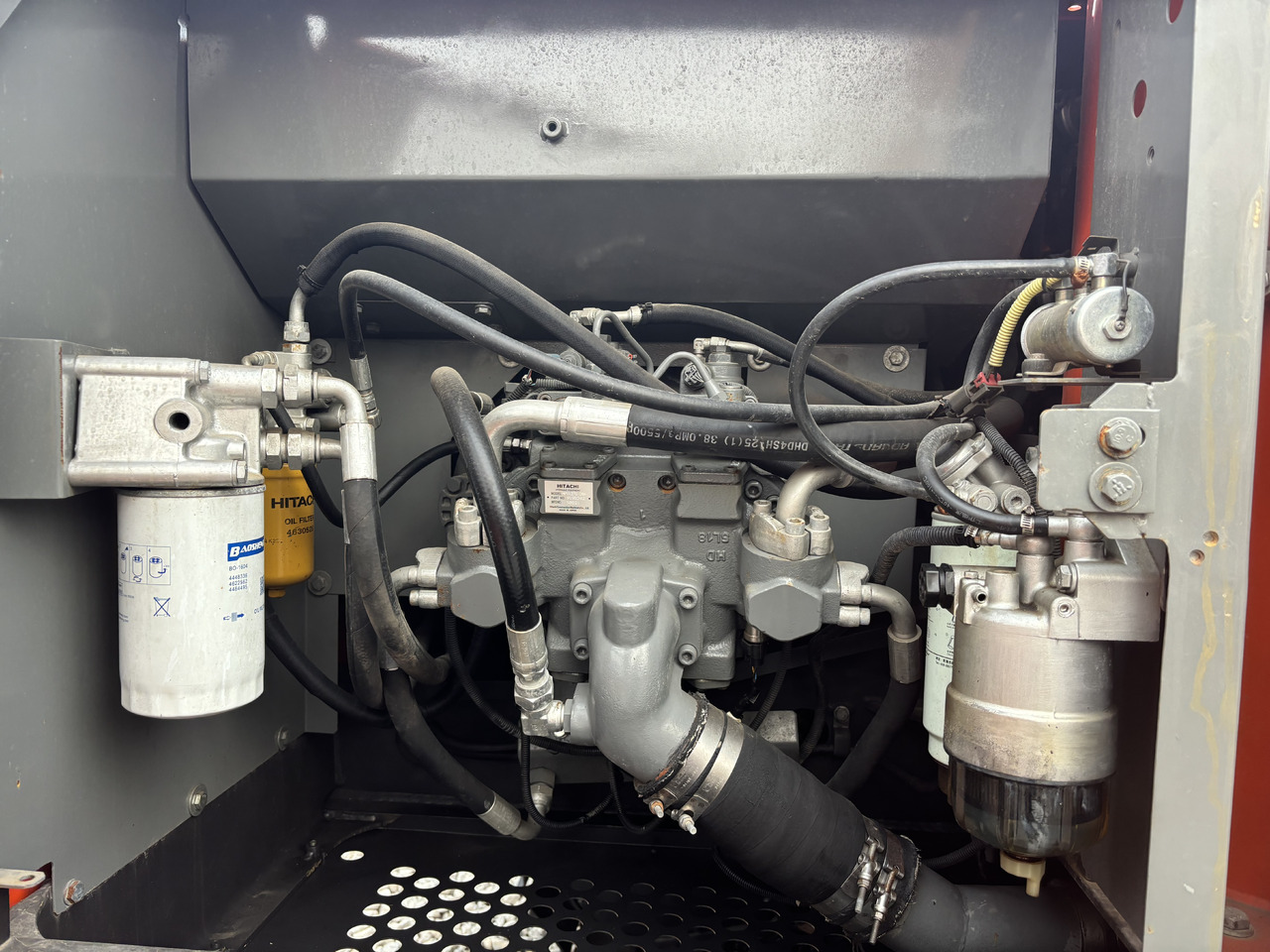 Hitachi Zx200-3 - Excavadora de cadenas: foto 3 Hitachi Zx200-3 - Excavadora de cadenas: foto 3