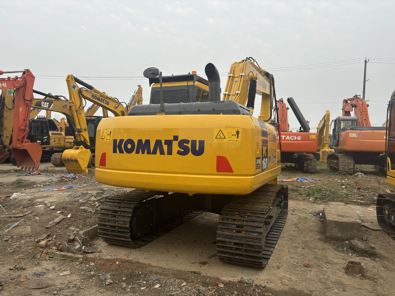Excavadora de cadenas KOMATSU PC160: foto 6