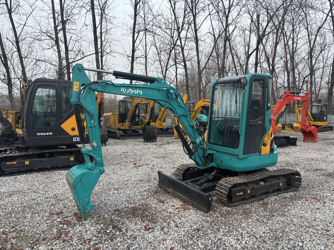 KUBOTA U35 - Miniexcavadora: foto 4 KUBOTA U35 - Miniexcavadora: foto 4