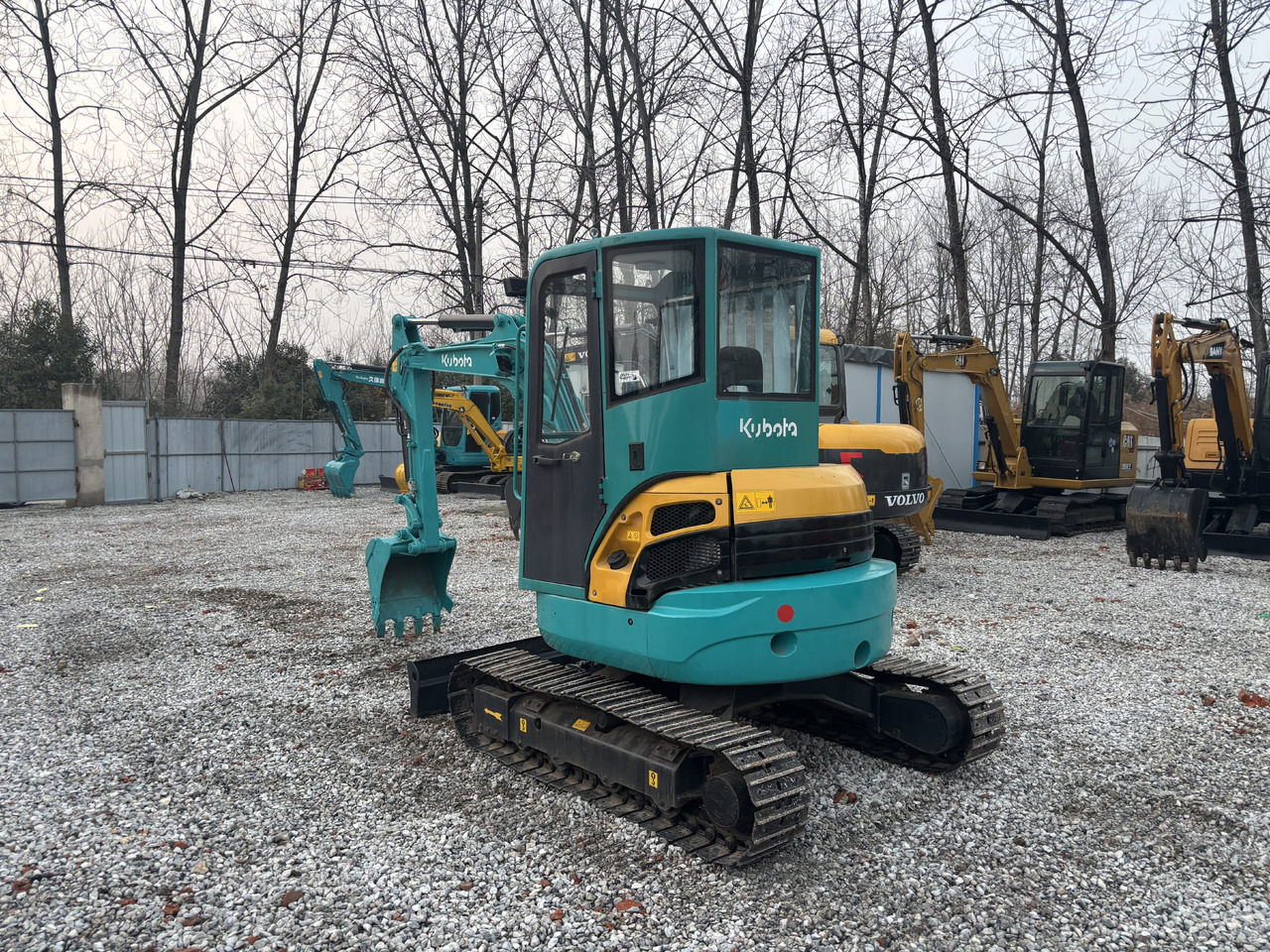 KUBOTA U35 - Miniexcavadora: foto 2 KUBOTA U35 - Miniexcavadora: foto 2