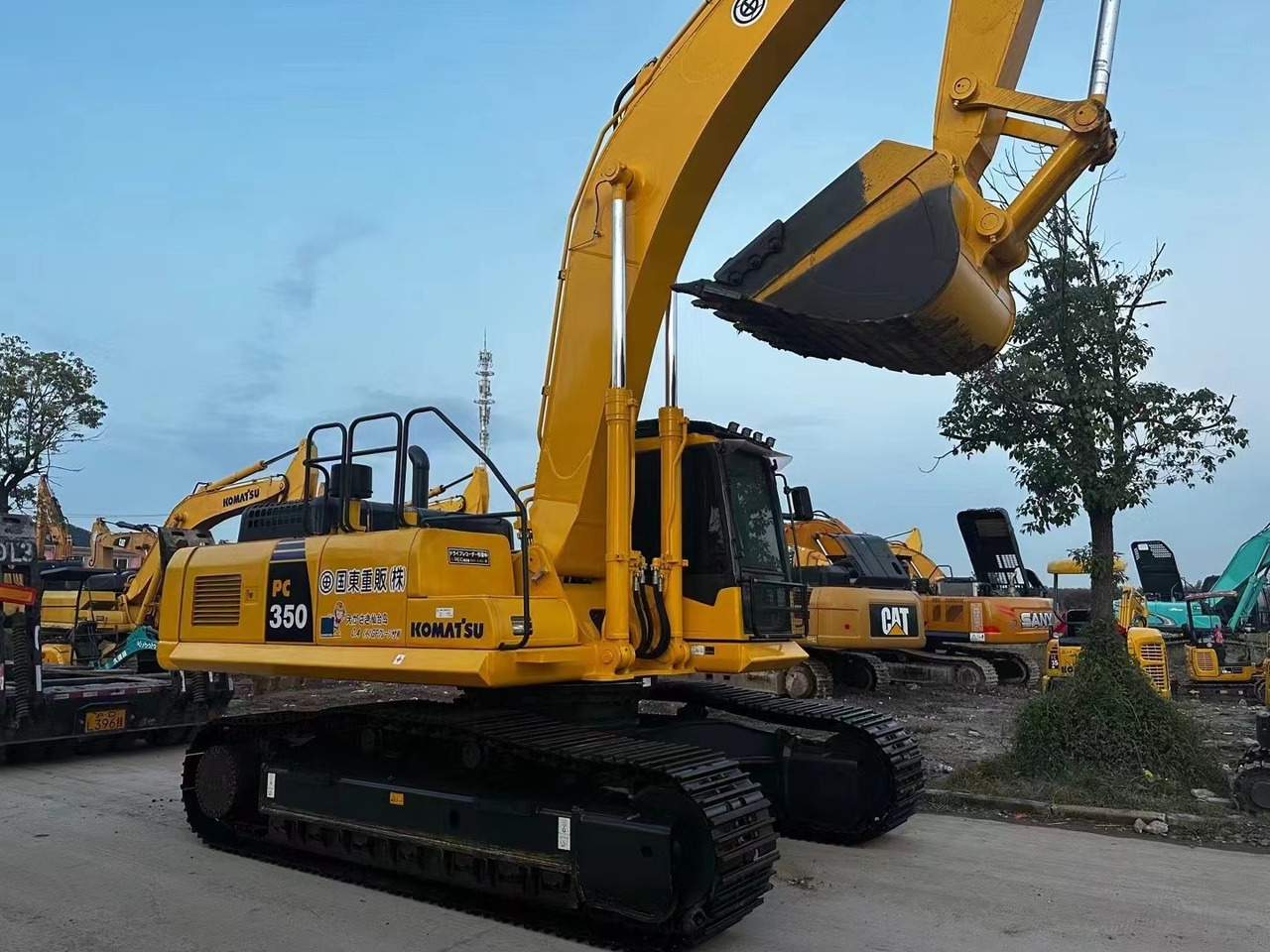Komatsu PC 350-7 PC350 - Excavadora de cadenas: foto 1 Komatsu PC 350-7 PC350 - Excavadora de cadenas: foto 1