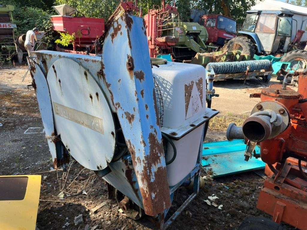 Blanchard 220 - Pulverizador suspendido: foto 3 Blanchard 220 - Pulverizador suspendido: foto 3