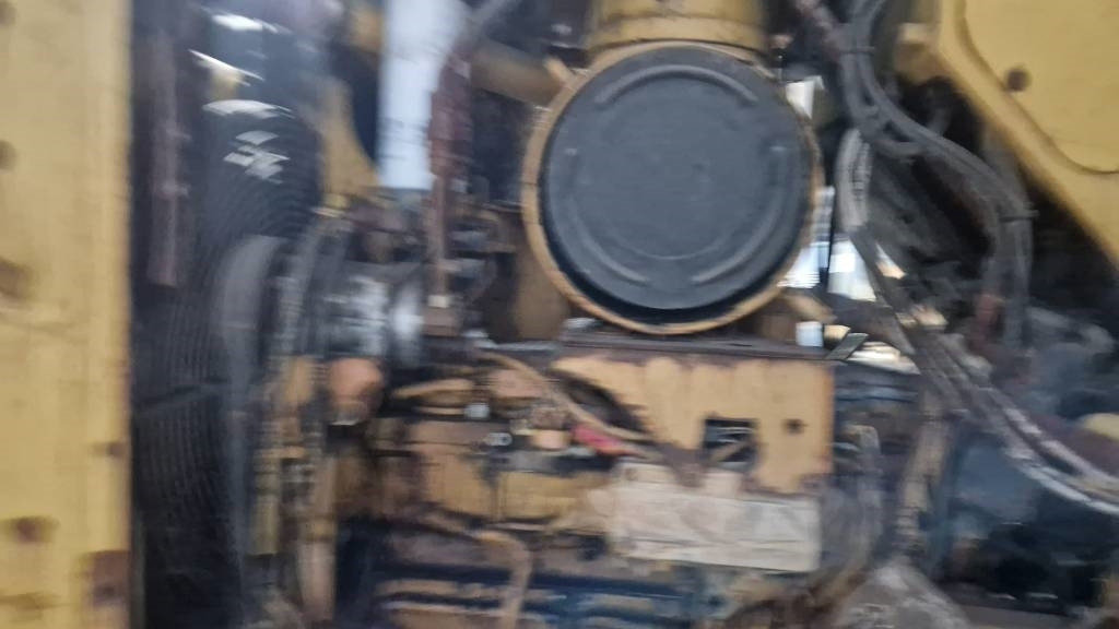 CAT D5 FOR PARTS - Bulldozer: foto 5 CAT D5 FOR PARTS - Bulldozer: foto 5