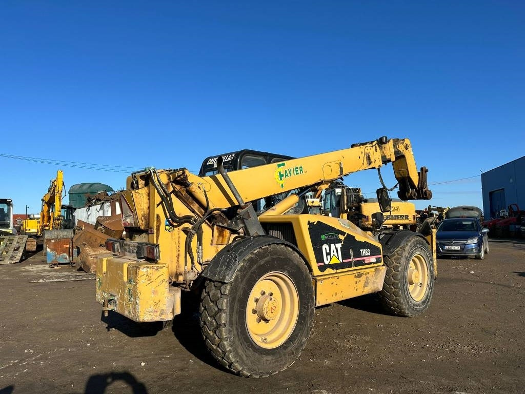 Manipulador telescópico CAT TH 83: foto 6