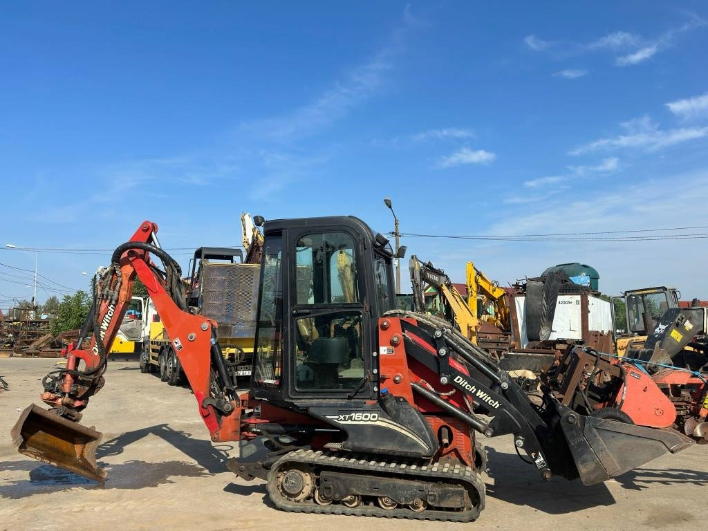 Ditch Witch XT 1600 - Retroexcavadora: foto 3 Ditch Witch XT 1600 - Retroexcavadora: foto 3