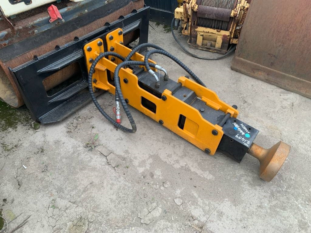 GIYI 680 Post Driver - Martillo hidráulico para Maquinaria de construcción: foto 1 GIYI 680 Post Driver - Martillo hidráulico para Maquinaria de construcción: foto 1