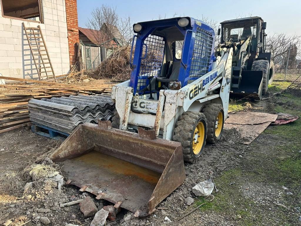 Gehl 3840 - Minicargadora: foto 1 Gehl 3840 - Minicargadora: foto 1