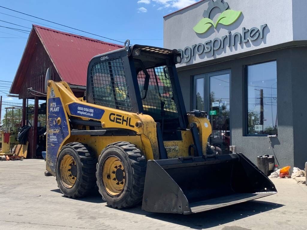 Gehl R 165 Gehl R 165 - Minicargadora: foto 4 Gehl R 165 Gehl R 165 - Minicargadora: foto 4