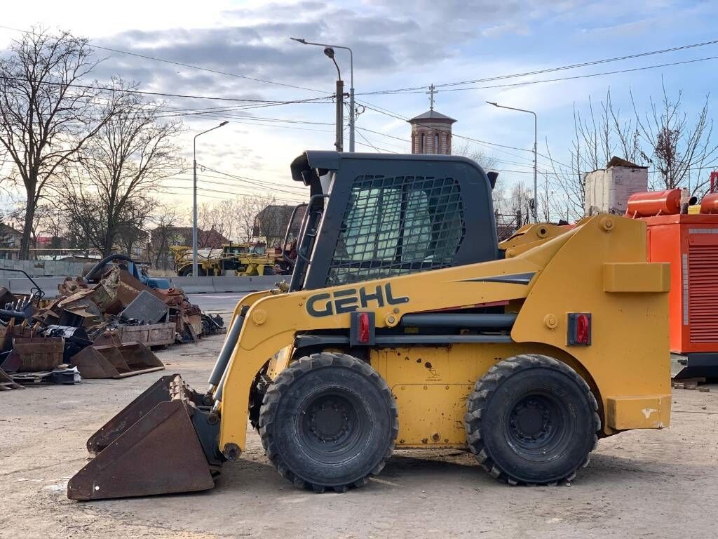 Gehl R 260 - Minicargadora: foto 2 Gehl R 260 - Minicargadora: foto 2