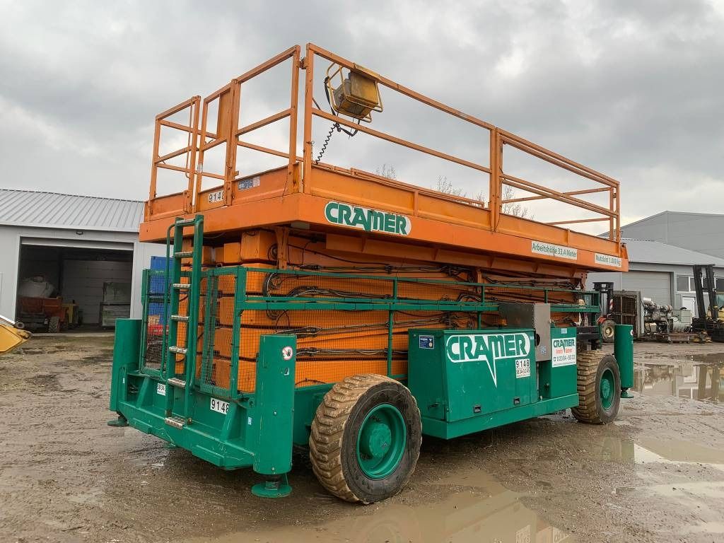 Holland Lift Megastar G-3200L30 - Plataforma de tijeras: foto 5 Holland Lift Megastar G-3200L30 - Plataforma de tijeras: foto 5
