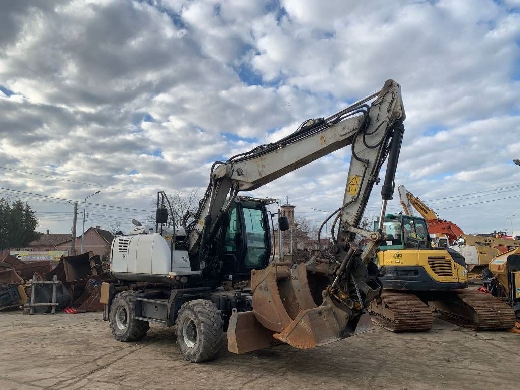 Excavadora de ruedas JCB JS145W+Engcon Rototilt EC219: foto 9 Excavadora de ruedas JCB JS145W+Engcon Rototilt EC219: foto 9