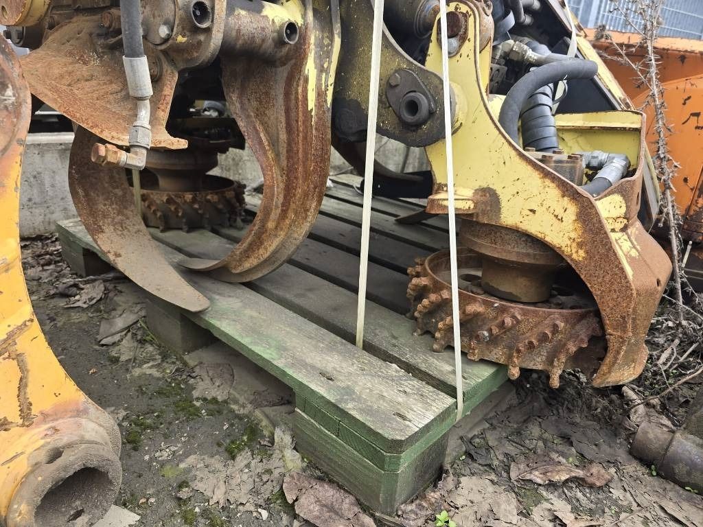 John Deere H414 Harvester Head - Cabezal talador: foto 5 John Deere H414 Harvester Head - Cabezal talador: foto 5