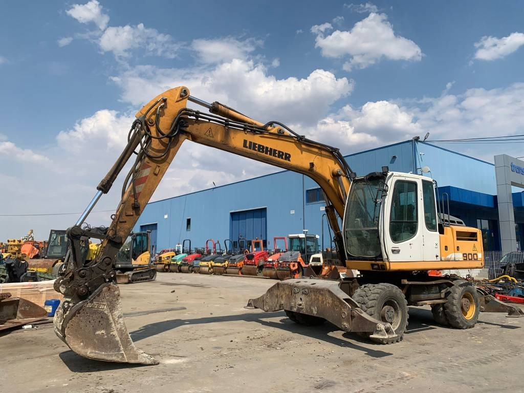 Liebherr A 900 C - Excavadora de ruedas: foto 1 Liebherr A 900 C - Excavadora de ruedas: foto 1