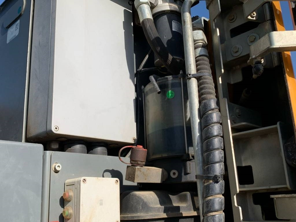 Leasing financiero de Liebherr A912 Compact+Engcon Rototilt  leasing Liebherr A912 Compact+Engcon Rototilt: foto 12