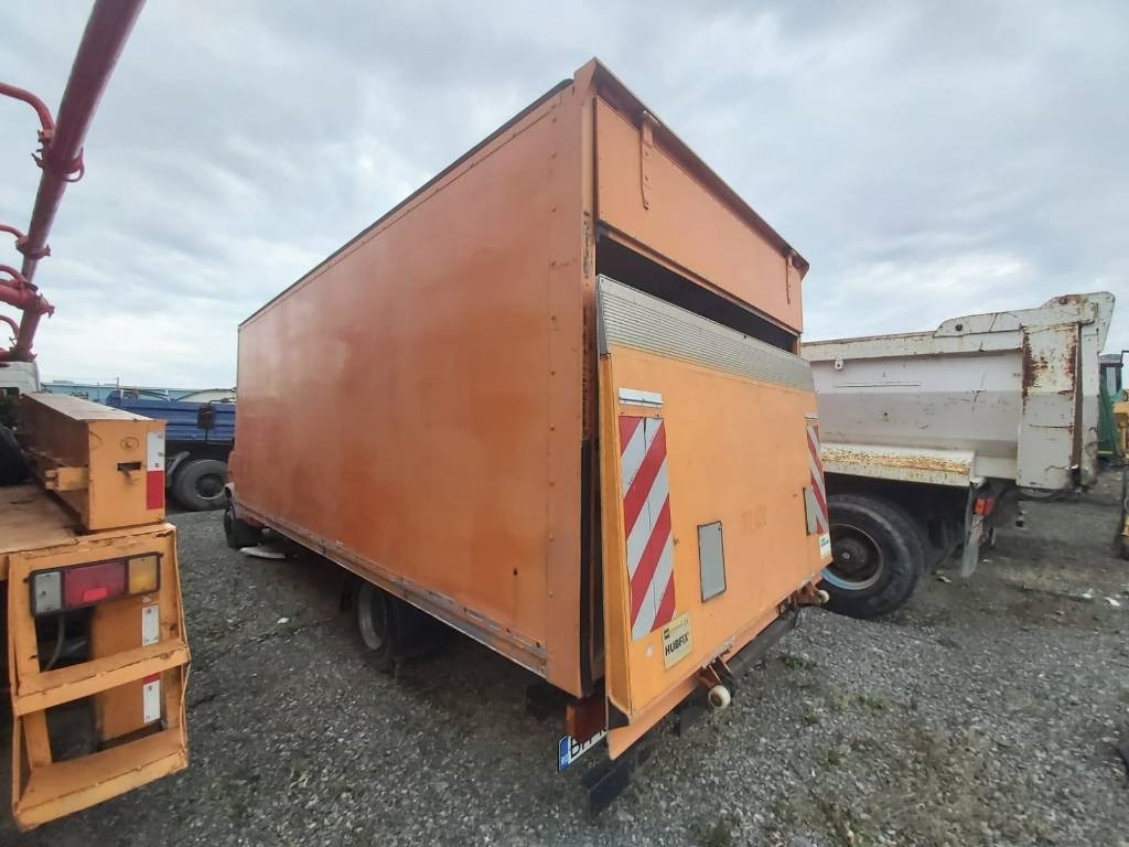 Mercedes-Benz 814D  - Camión caja cerrada: foto 2 Mercedes-Benz 814D  - Camión caja cerrada: foto 2