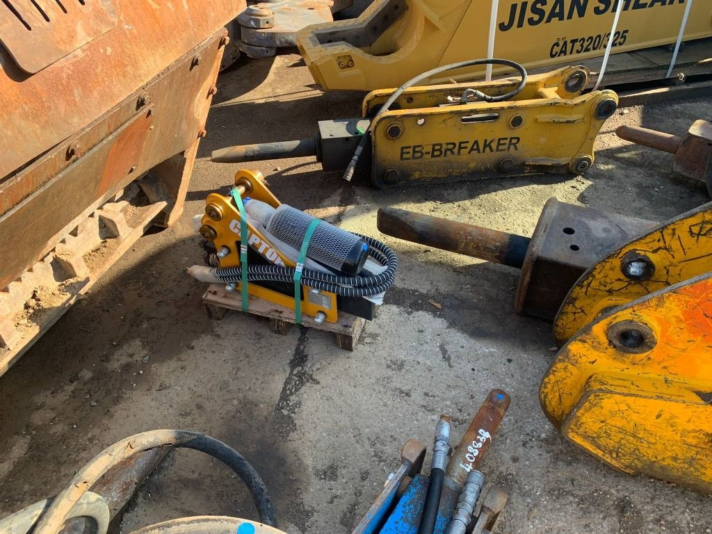 Mustang Different Types of Hammers - Martillo hidráulico para Maquinaria de construcción: foto 3 Mustang Different Types of Hammers - Martillo hidráulico para Maquinaria de construcción: foto 3