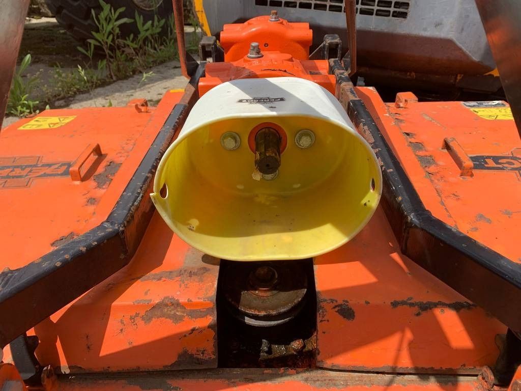 Perfect RN200-E - Segadora: foto 3 Perfect RN200-E - Segadora: foto 3