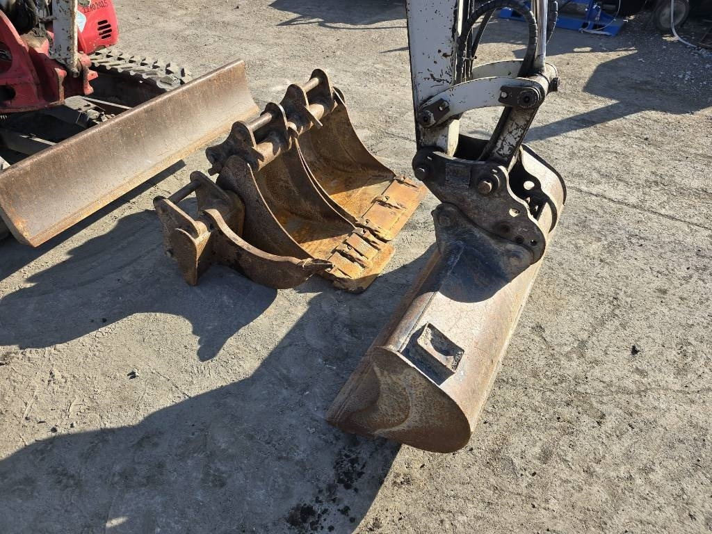 Takeuchi TB 23 R - Miniexcavadora: foto 5 Takeuchi TB 23 R - Miniexcavadora: foto 5