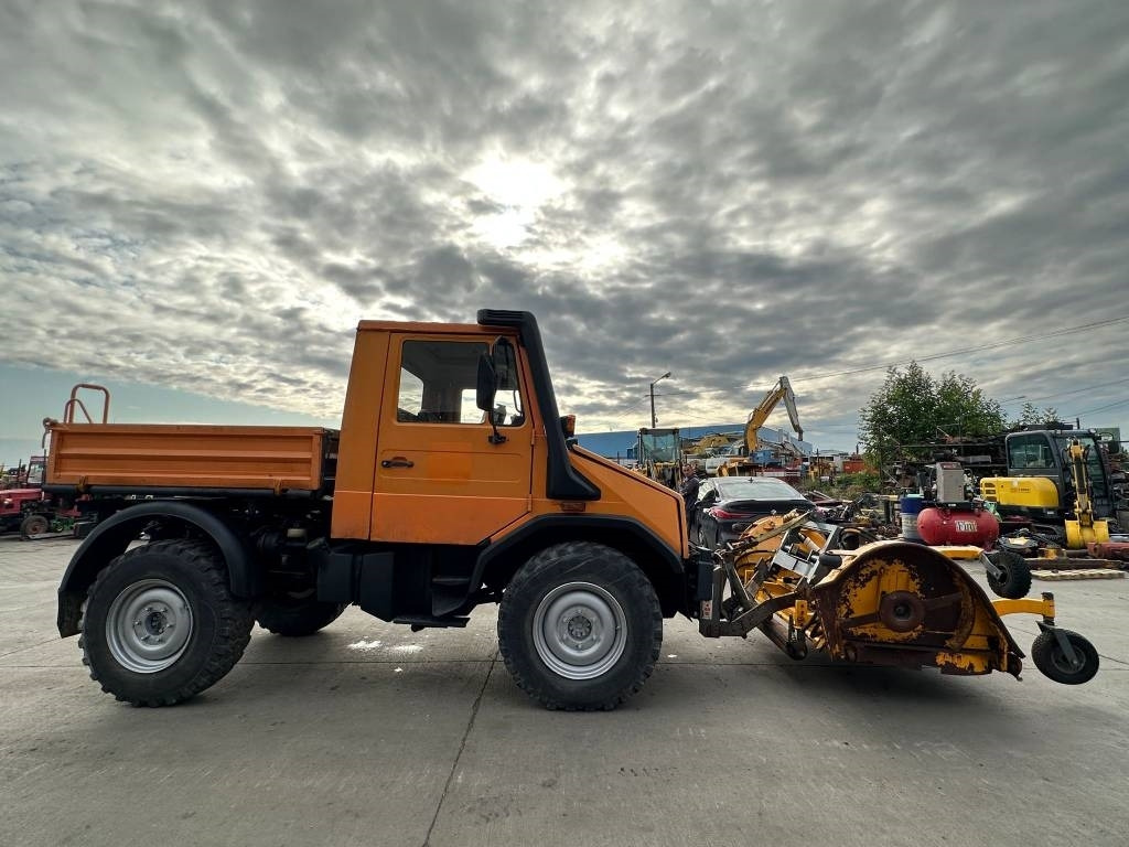 Vehículo municipal Mercedes-Benz Unimog 408/10: foto 6 Vehículo municipal Mercedes-Benz Unimog 408/10: foto 6