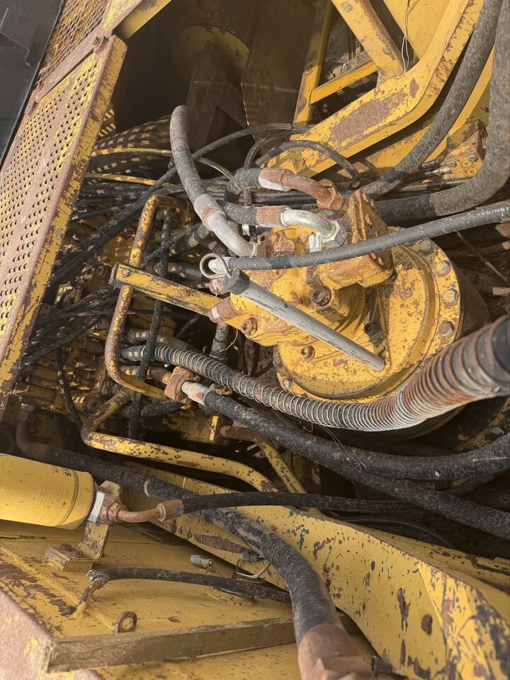 CAT 330B - Excavadora de cadenas: foto 4 CAT 330B - Excavadora de cadenas: foto 4