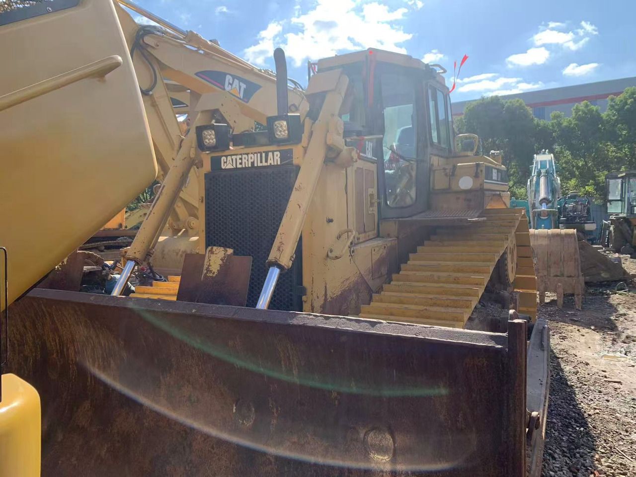 CAT D6R LGP - Bulldozer: foto 2 CAT D6R LGP - Bulldozer: foto 2