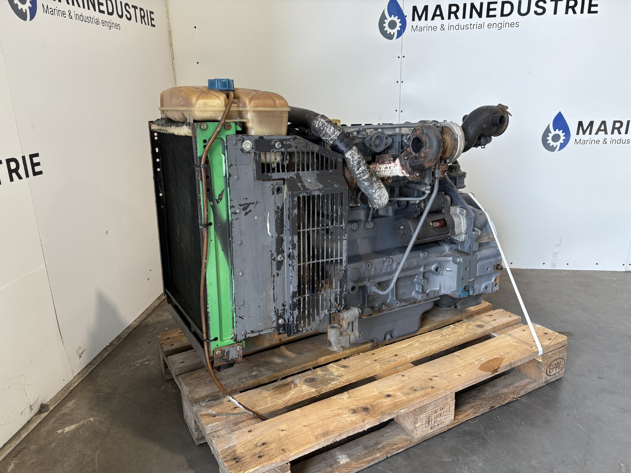 DEUTZ BF4M 1012 - Motor: foto 2 DEUTZ BF4M 1012 - Motor: foto 2