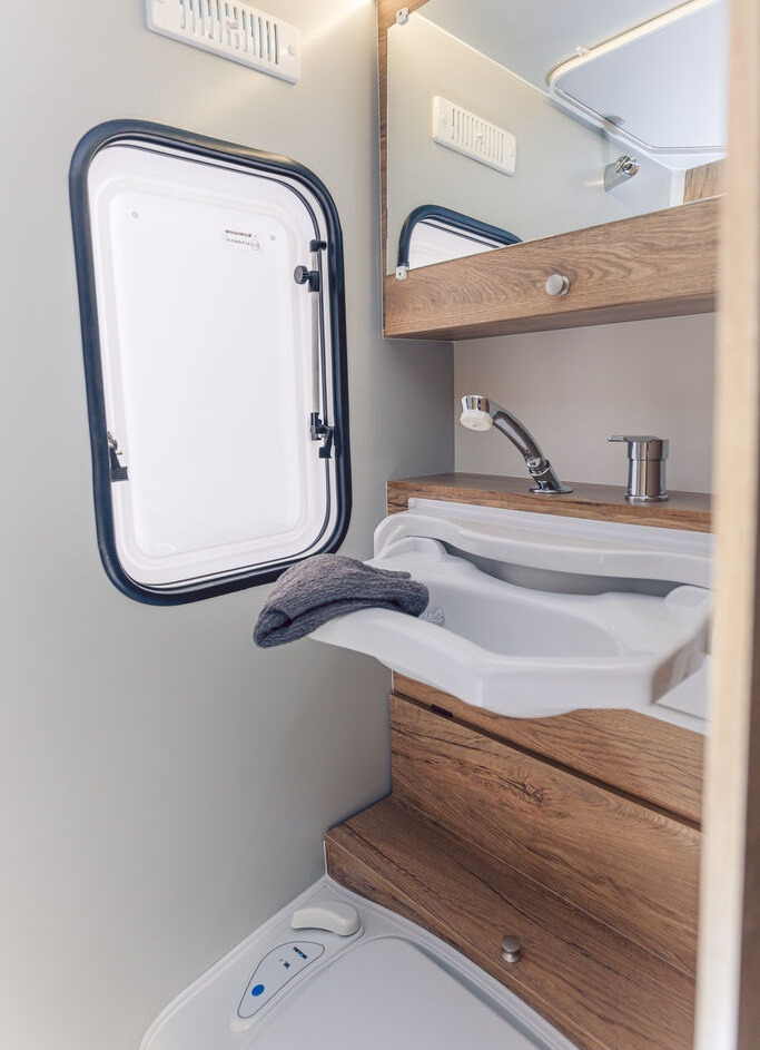 Caravana nuevo Niewiadów N-Cross 4 osobowa CAMPING NCROSS 4 osoby: foto 12 Caravana nuevo Niewiadów N-Cross 4 osobowa CAMPING NCROSS 4 osoby: foto 12