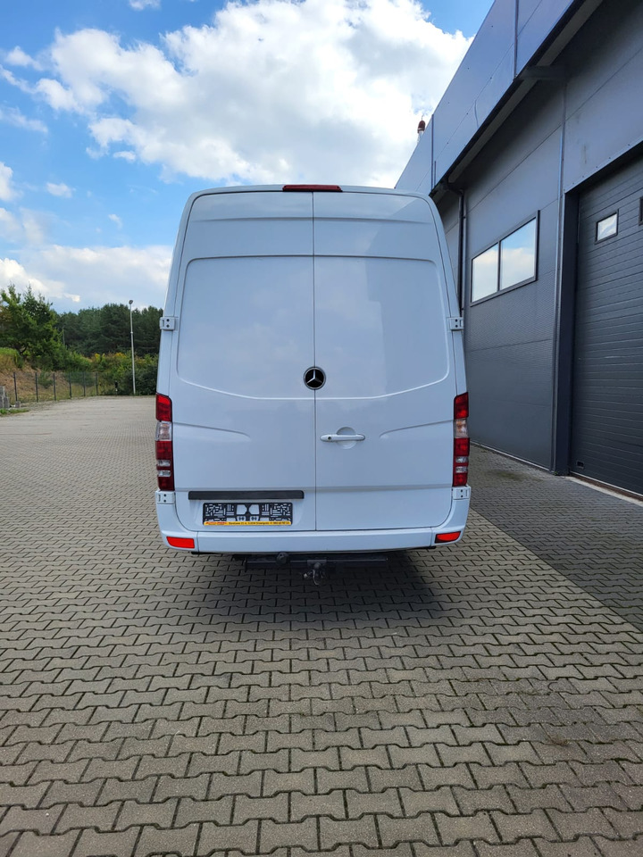 Mercedes-Benz Sprinter 519 CDI 24 places + 4 standing - Autobús suburbano: foto 4 Mercedes-Benz Sprinter 519 CDI 24 places + 4 standing - Autobús suburbano: foto 4