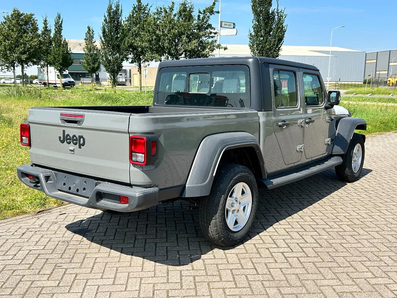Jeep Gladiator PICK-UP 4x4 3.6L 24V VVT - 10 UNITS -T1 CUSTOM GOODS - Pick-up, Furgoneta combi: foto 5 Jeep Gladiator PICK-UP 4x4 3.6L 24V VVT - 10 UNITS -T1 CUSTOM GOODS - Pick-up, Furgoneta combi: foto 5