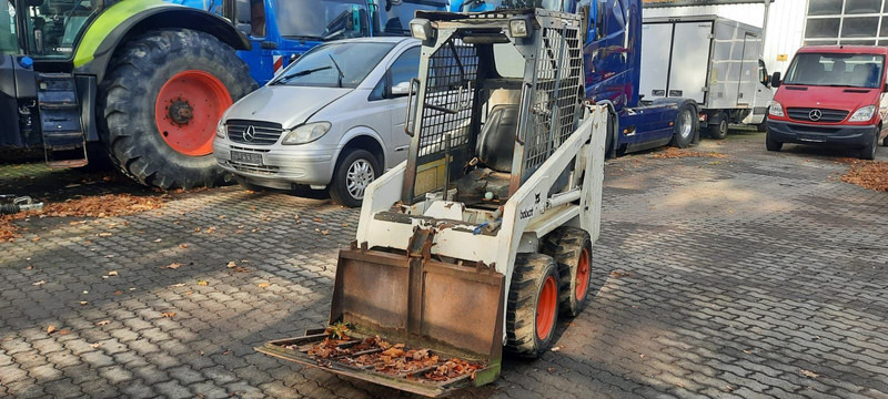 Bobcat 443 4x4 Radlader - Minicargadora: foto 2 Bobcat 443 4x4 Radlader - Minicargadora: foto 2