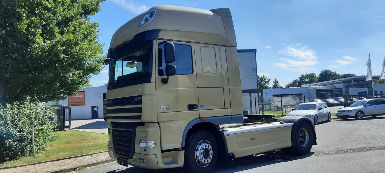 DAF 105-460 Super Spacs G.Haus/Hoch German - Cabeza tractora: foto 1 DAF 105-460 Super Spacs G.Haus/Hoch German - Cabeza tractora: foto 1