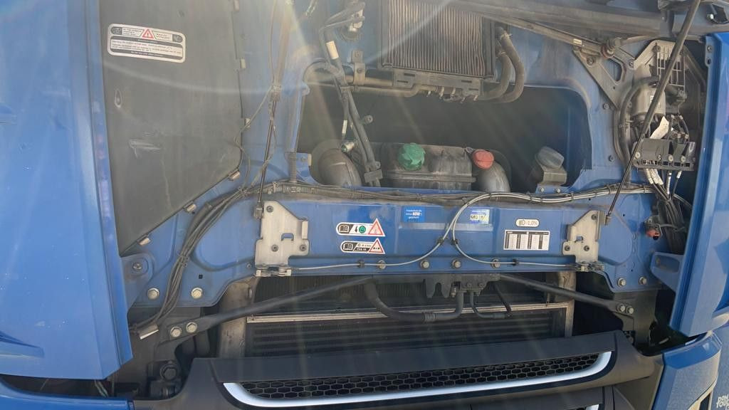 DAF XF 106.440PS SC SZM Top zustand 1-Hand - Cabeza tractora: foto 5 DAF XF 106.440PS SC SZM Top zustand 1-Hand - Cabeza tractora: foto 5