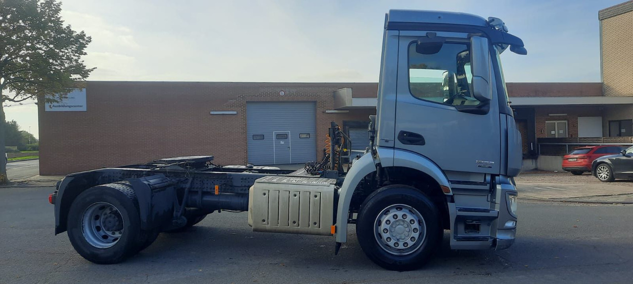Mercedes-Benz Actros 1832LS E6 - Cabeza tractora: foto 4 Mercedes-Benz Actros 1832LS E6 - Cabeza tractora: foto 4