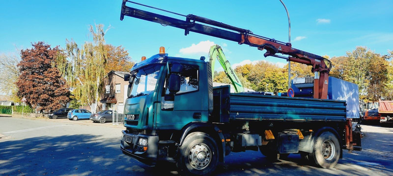 Iveco ML180E28K 4x2 mit Kran/Funk/Greifer - Volquete camión, Camión grúa: foto 3 Iveco ML180E28K 4x2 mit Kran/Funk/Greifer - Volquete camión, Camión grúa: foto 3