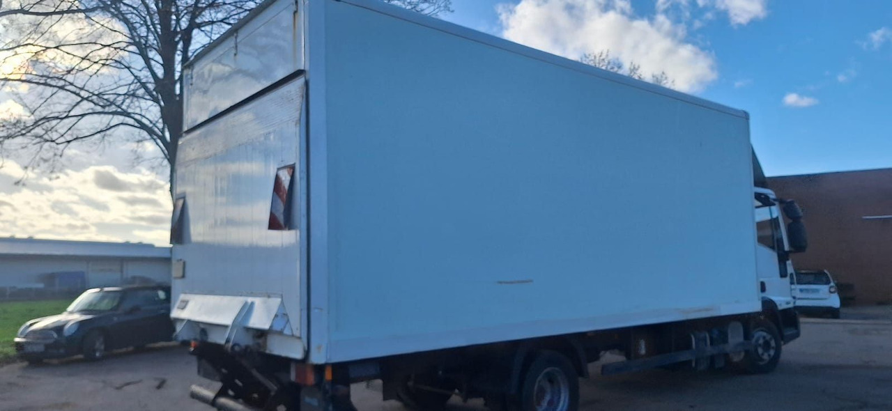 Iveco ML80E18 Koffer LBW - Furgoneta: foto 2 Iveco ML80E18 Koffer LBW - Furgoneta: foto 2