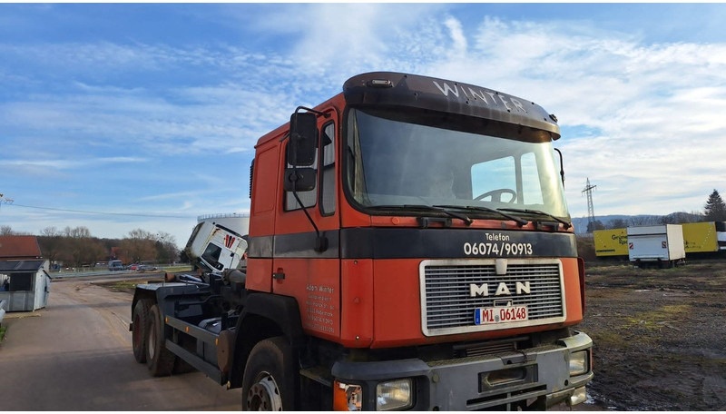 Multibasculante camión MAN 26.272 K Abroller Blatt/Blatt 6x4: foto 8