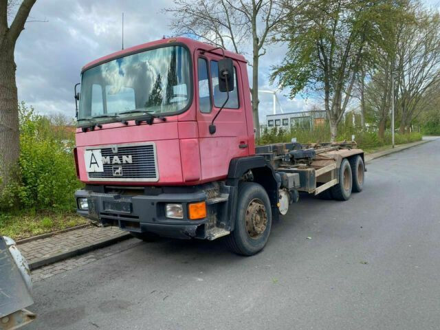 MAN 26.372K 6x4 Abrollkipper AHK Blatt/Blatt - Multibasculante camión: foto 1 MAN 26.372K 6x4 Abrollkipper AHK Blatt/Blatt - Multibasculante camión: foto 1