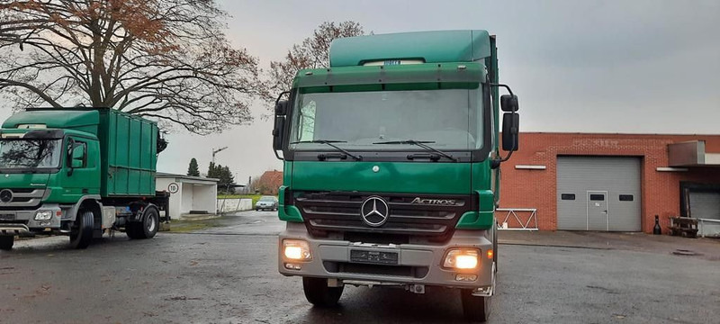 Mercedes-Benz 1841K 4x2 Actros Kipper mit Kran+Greifer - Volquete camión, Camión grúa: foto 2 Mercedes-Benz 1841K 4x2 Actros Kipper mit Kran+Greifer - Volquete camión, Camión grúa: foto 2