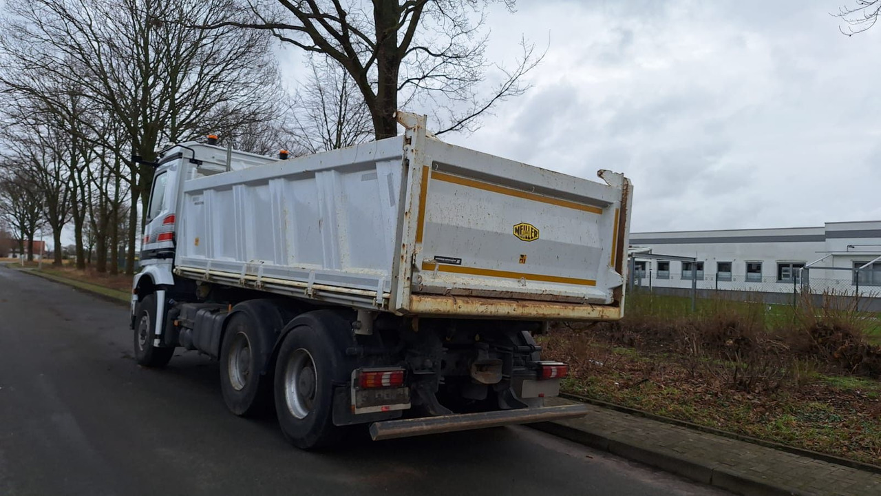 Mercedes-Benz 2651 3351K 6x6 HD Arocs 5 Nur Aufbau - Volquete camión: foto 1 Mercedes-Benz 2651 3351K 6x6 HD Arocs 5 Nur Aufbau - Volquete camión: foto 1