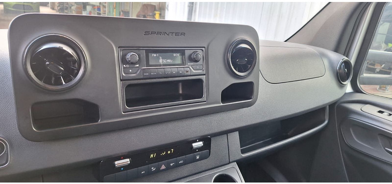 Mercedes-Benz 315 317 319 Sprinter III Koffer - Furgoneta: foto 5 Mercedes-Benz 315 317 319 Sprinter III Koffer - Furgoneta: foto 5