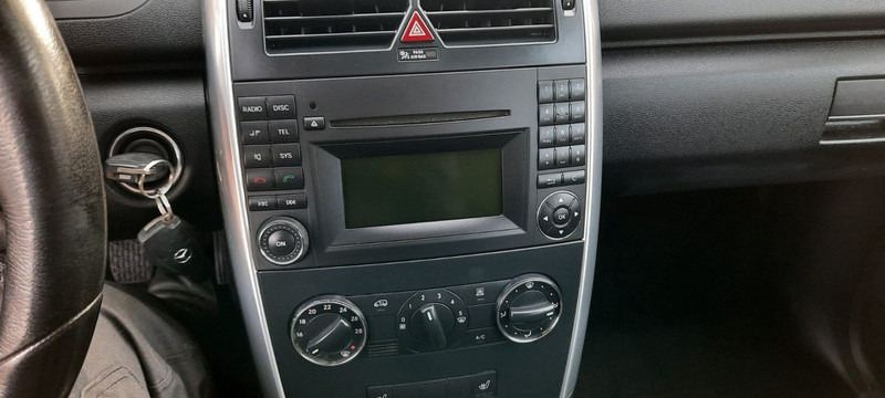 Mercedes-Benz A-Klasse 180 A 180 CDI AVANTGARDE - Coche: foto 5 Mercedes-Benz A-Klasse 180 A 180 CDI AVANTGARDE - Coche: foto 5