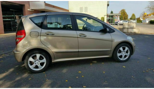 Mercedes-Benz A-Klasse 200 CDI - Coche: foto 2 Mercedes-Benz A-Klasse 200 CDI - Coche: foto 2