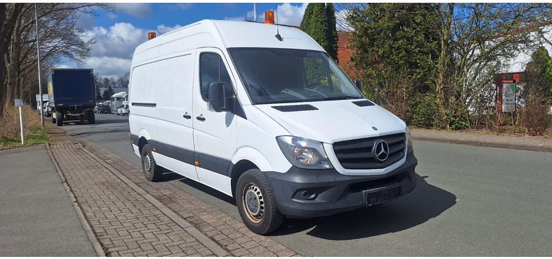 Mercedes-Benz Sprinter II Kasten 216CDI Lang/Hoch - Furgoneta pequeña: foto 1 Mercedes-Benz Sprinter II Kasten 216CDI Lang/Hoch - Furgoneta pequeña: foto 1