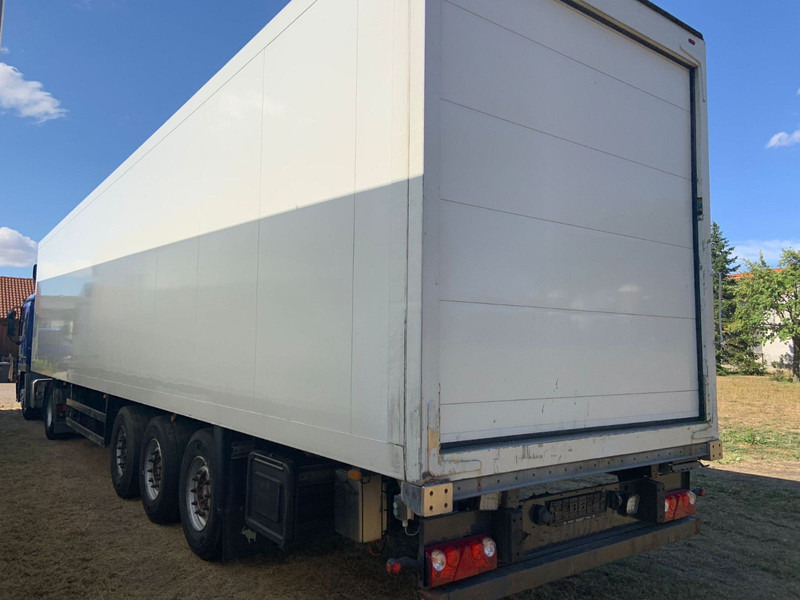 Schmitz Cargobull SKO 24 Tiefkühler 3Achser SAF - Frigorífico semirremolque: foto 1 Schmitz Cargobull SKO 24 Tiefkühler 3Achser SAF - Frigorífico semirremolque: foto 1
