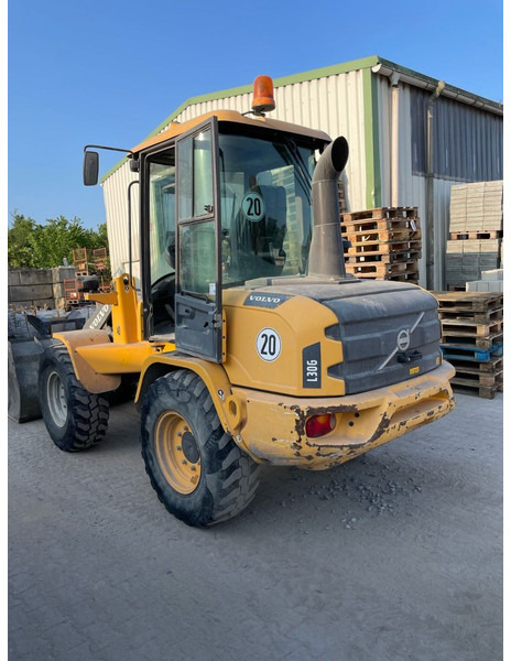 Volvo L30G - Cargadora de ruedas: foto 2 Volvo L30G - Cargadora de ruedas: foto 2