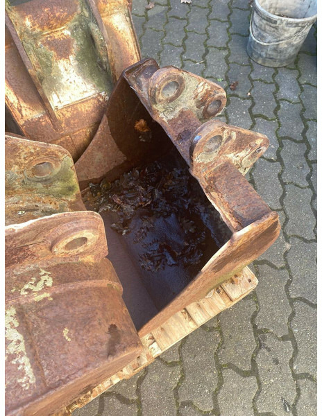 Yanmar Löffel/Grabenschaufel - Cazo para excavadora: foto 1 Yanmar Löffel/Grabenschaufel - Cazo para excavadora: foto 1