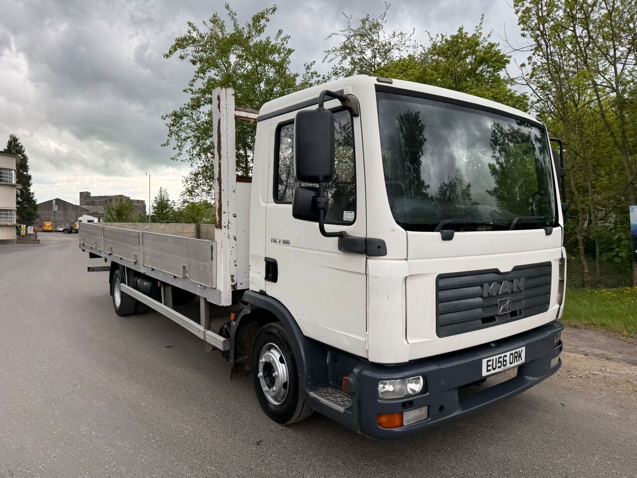 2011 MAN TGL 8 Flatbed Truck - Camión caja abierta: foto 5 2011 MAN TGL 8 Flatbed Truck - Camión caja abierta: foto 5