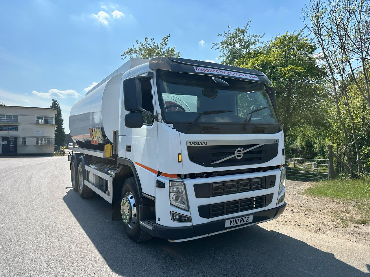 2011 Volvo FM Fuel Tanker - Cisterna camión: foto 3 2011 Volvo FM Fuel Tanker - Cisterna camión: foto 3