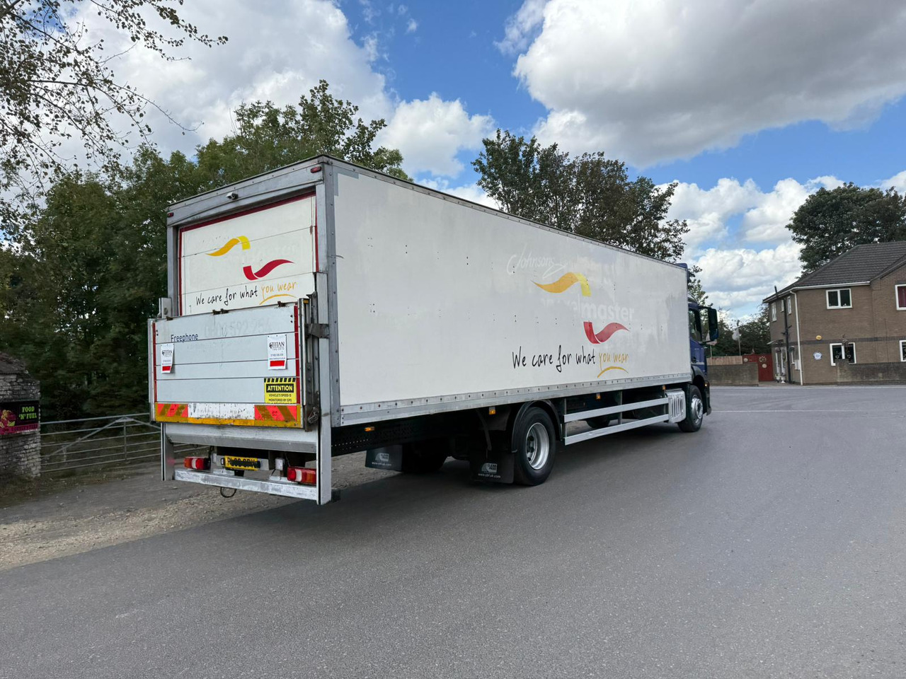 Camión caja cerrada 2016 Mercedes Antos 1824 Rigid Truck: foto 20